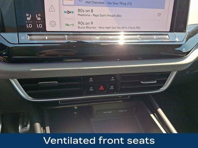 2024 Volkswagen Atlas 2.0T Peak Edition SEL