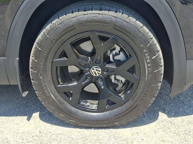 2024 Volkswagen Atlas 2.0T Peak Edition SEL