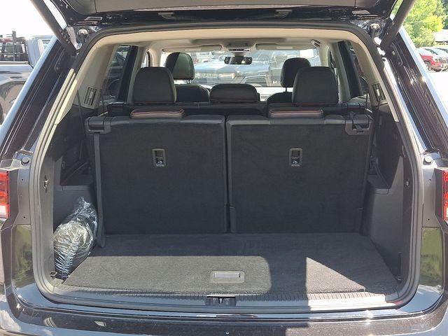 2024 Volkswagen Atlas 2.0T Peak Edition SEL