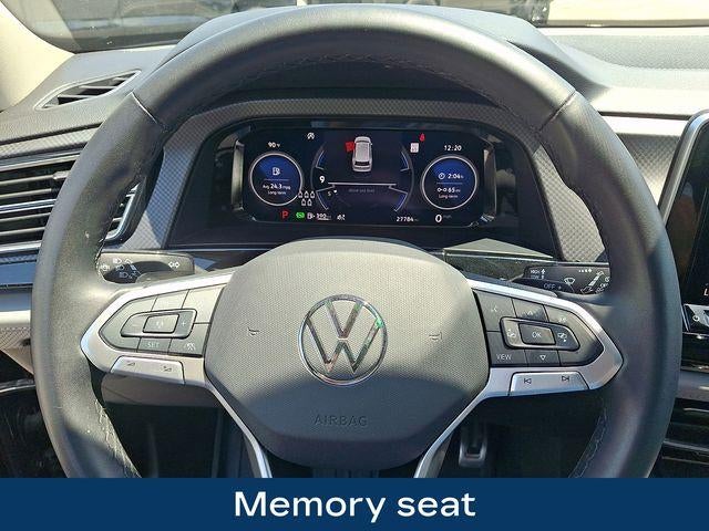 2024 Volkswagen Atlas 2.0T Peak Edition SEL