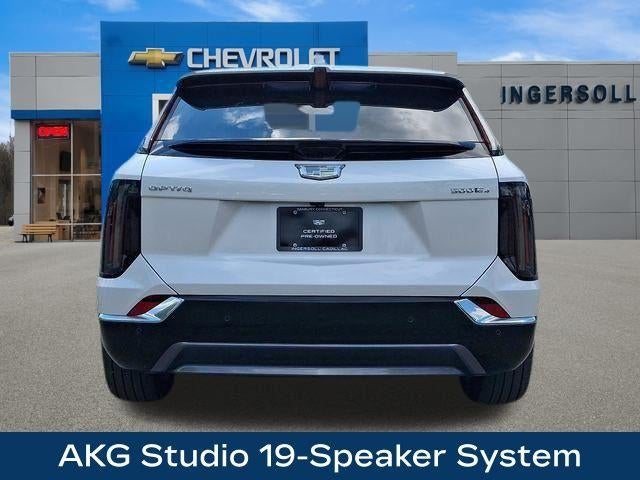 2025 Cadillac OPTIQ Luxury 2