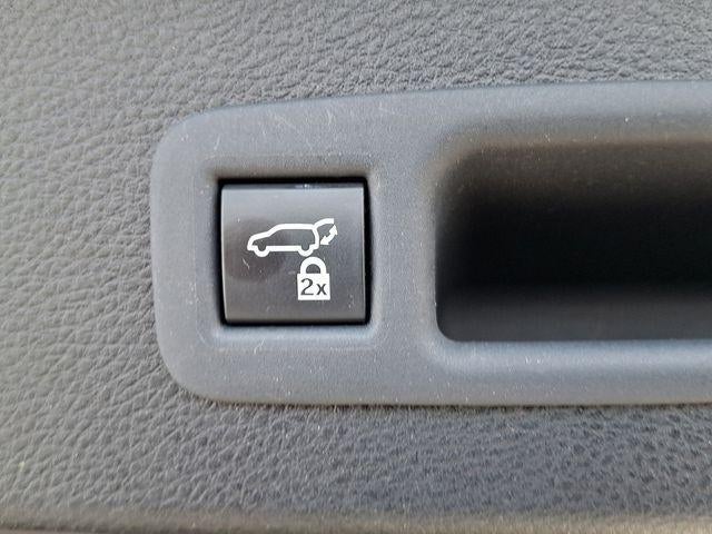 2024 Toyota Sienna Woodland Edition