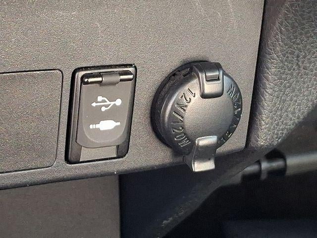 2017 Toyota RAV4 Hybrid XLE