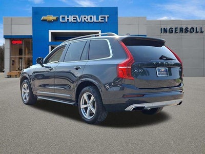 2016 Volvo XC90 T5 Momentum
