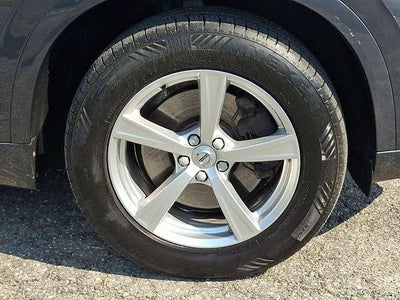 2016 Volvo XC90 T5 Momentum