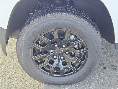 2025 Chevrolet Colorado WT/LT