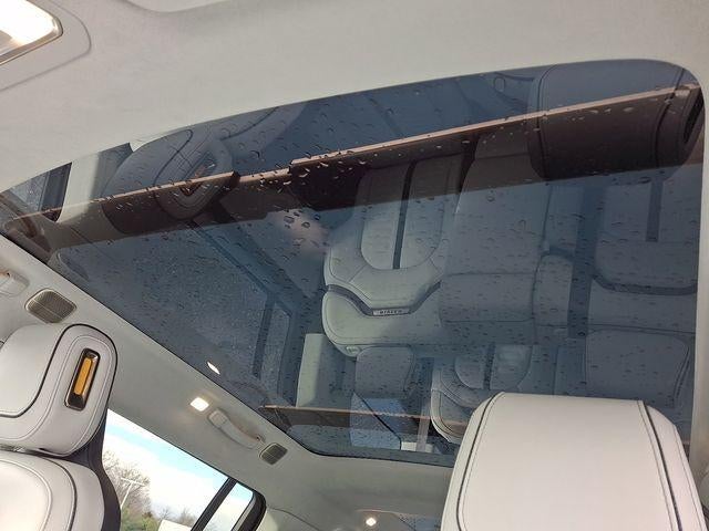 2024 RIVIAN R1S Adventure