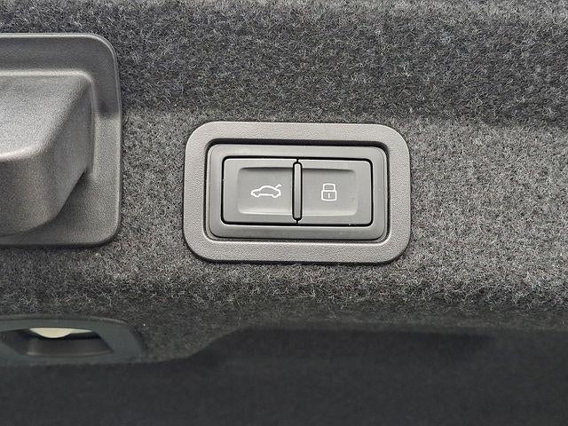 2021 Audi A6 Sedan Premium Plus 55 TFSI quattro S tronic