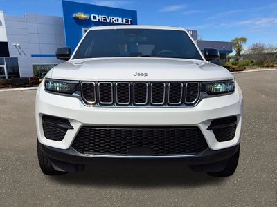 2024 Jeep Grand Cherokee Laredo 4x4