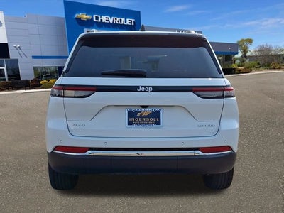 2024 Jeep Grand Cherokee Laredo 4x4
