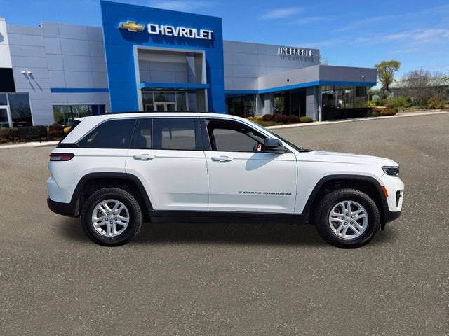 2024 Jeep Grand Cherokee Laredo 4x4