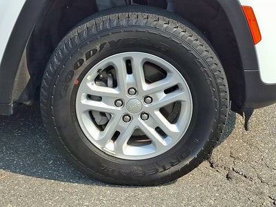 2024 Jeep Grand Cherokee Laredo 4x4