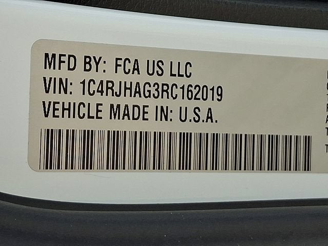 2024 Jeep Grand Cherokee Laredo 4x4