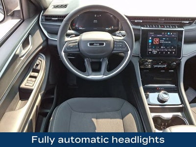 2024 Jeep Grand Cherokee Laredo 4x4