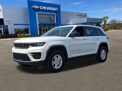 2024 Jeep Grand Cherokee Laredo 4x4