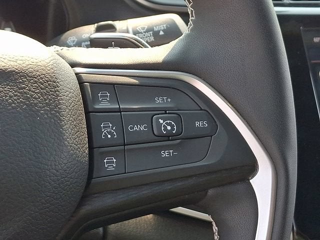 2024 Jeep Grand Cherokee Laredo 4x4