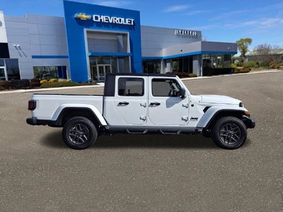 2025 Jeep Gladiador Sport S