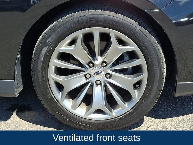 2015 Ford Taurus Limited