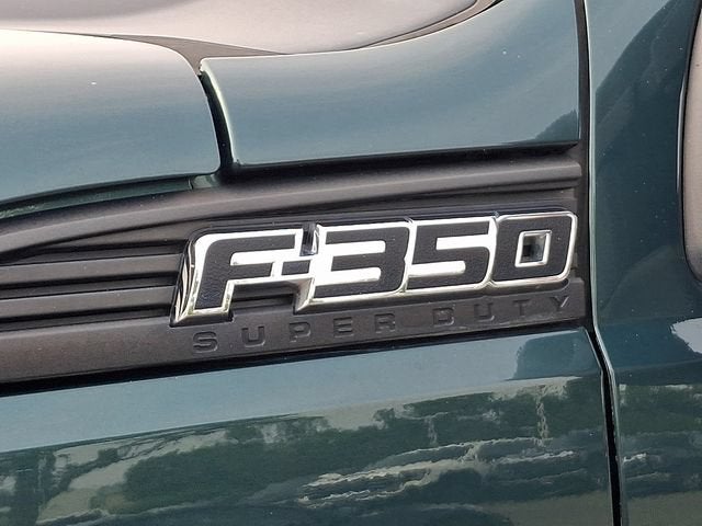2011 Ford Super Duty F-350 DRW XL