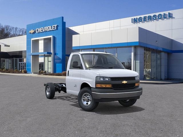 2025 Chevrolet Express Cutaway 3500 1WT