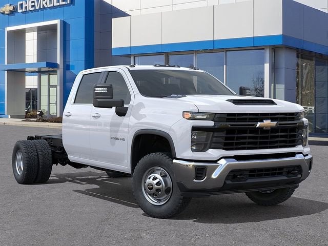 2025 Chevrolet Silverado 3500 HD Chassis Cab Work Truck