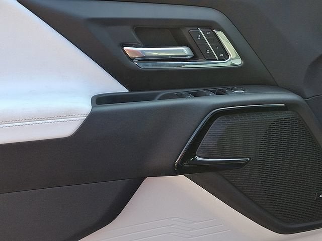 2025 Chevrolet Silverado EV RST - Max Range