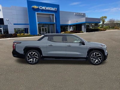 2025 Chevrolet Silverado EV RST - Max Range