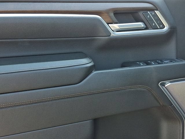 2025 Chevrolet Silverado 3500 HD High Country