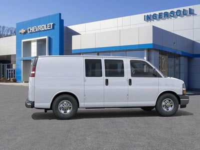 2025 Chevrolet Express Cargo WT