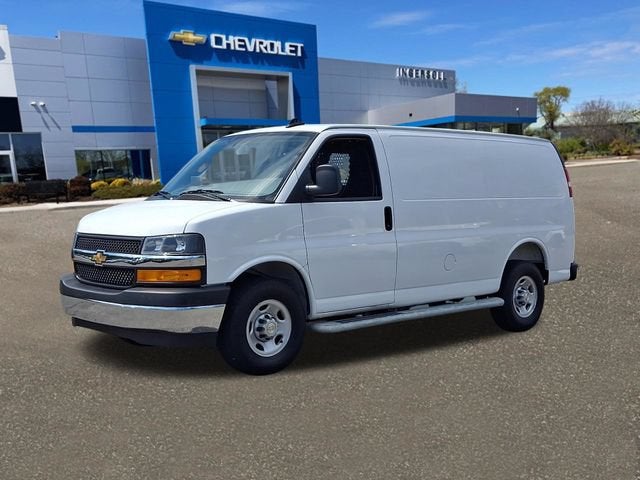 2025 Chevrolet Express Cargo WT