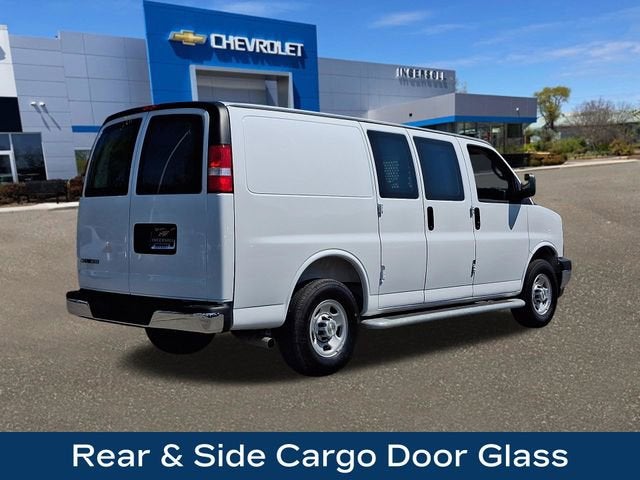 2025 Chevrolet Express Cargo WT