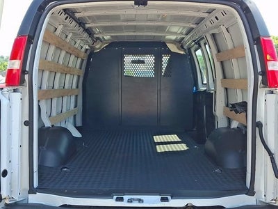 2025 Chevrolet Express Cargo WT