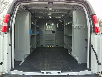 2025 Chevrolet Express Cargo WT
