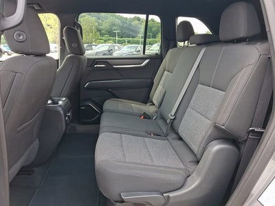 2025 GMC Acadia Elevation