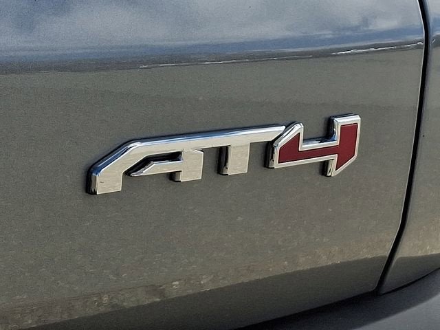2025 GMC Acadia AT4