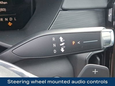 2025 GMC Acadia AT4