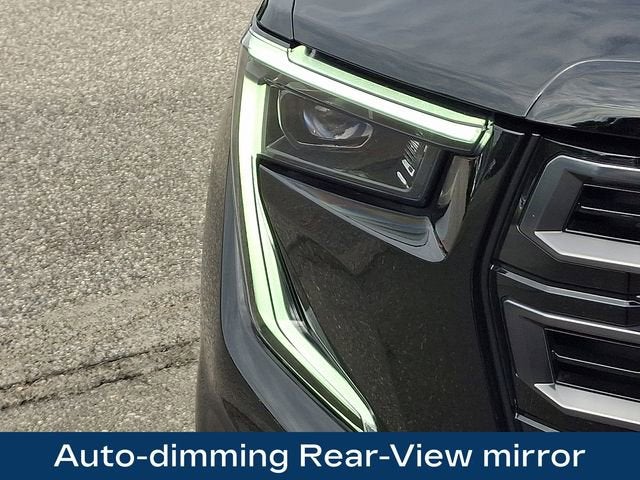 2025 GMC Acadia AT4