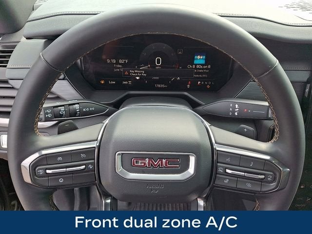 2025 GMC Acadia AT4