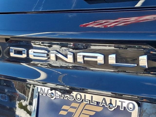 2024 GMC Acadia Denali