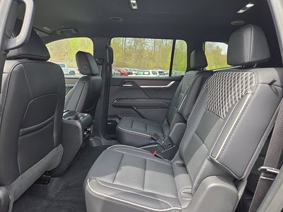 2025 GMC Acadia Denali