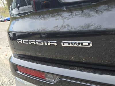 2025 GMC Acadia Denali
