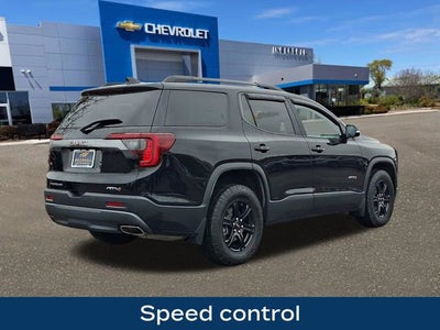 2022 GMC Acadia AT4