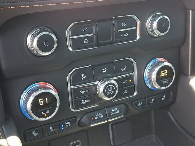 2023 GMC Yukon XL AT4