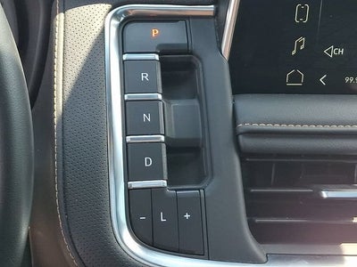 2023 GMC Yukon XL AT4