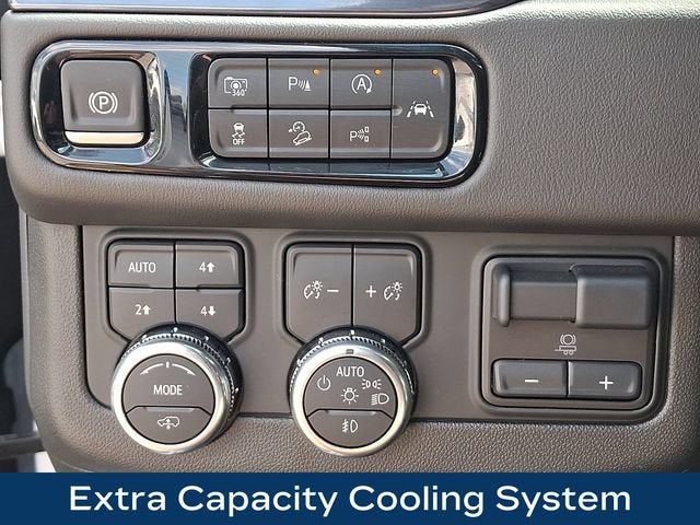 2025 GMC Yukon XL AT4