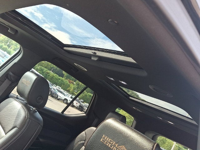 2023 Chevrolet Traverse High Country