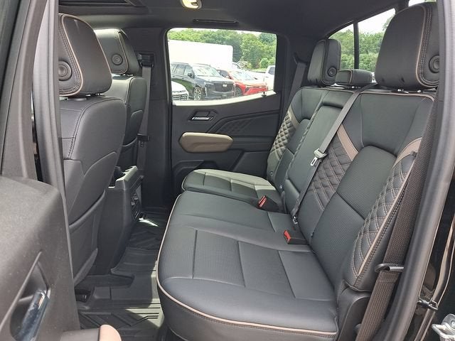 2025 GMC Canyon Denali