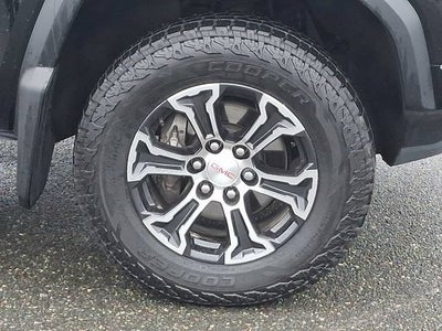 2024 GMC Canyon AT4