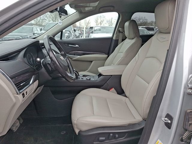 2021 Cadillac XT4 Luxury