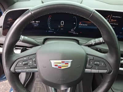 2024 Cadillac XT4 Premium Luxury
